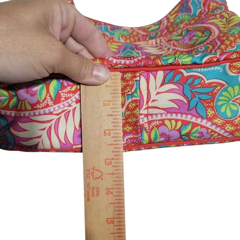 Vera‎ Bradley Lighten Up Slim Crossbody Purse Bag Paisley in Paradise Colorul
